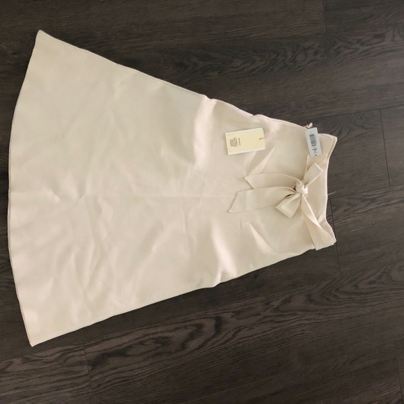 Wilfred skirt with tags - Picture 2 of 5